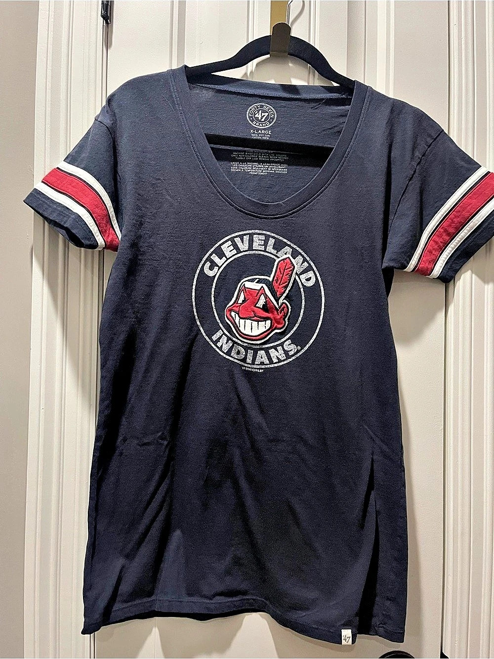 47 Brand Cleveland Indians Women’s Graphic Tee Graphic Short Sleeve Tee Blue